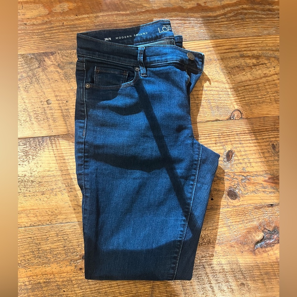The Loft modern skinny jeans size 28/6